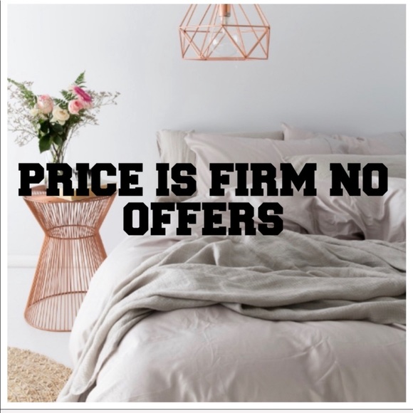 ✨KING SIZE RESTOCK✨Down Alternative Comforter - Picture 5 of 5